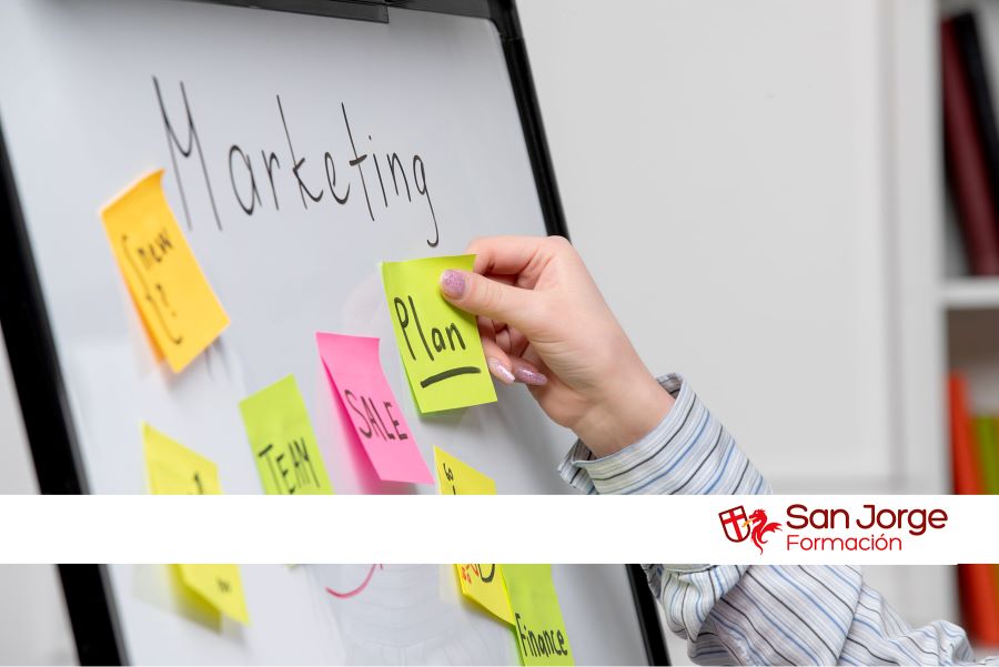 (COMM0112) MF2189_3 – Elaboración de Materiales de Marketing y Comunicación Autoeditables - ASTURIAS 2026